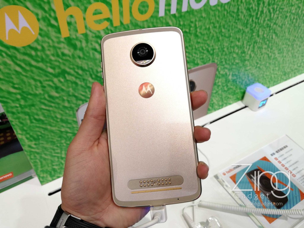 【馬來西亞】新機 5連發：Motorola 攜帶 Z2 Play 以及另 4 部新機攻陷中與低端市場；售價從 RM399 起！ 6