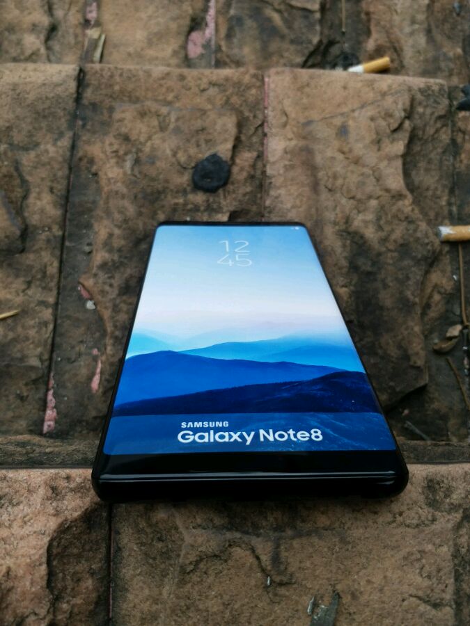 Самсунг Galaxy Note 8