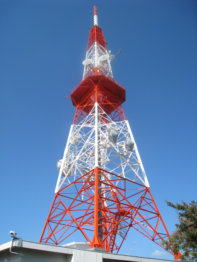 Maedayama_North_radio_tower_5