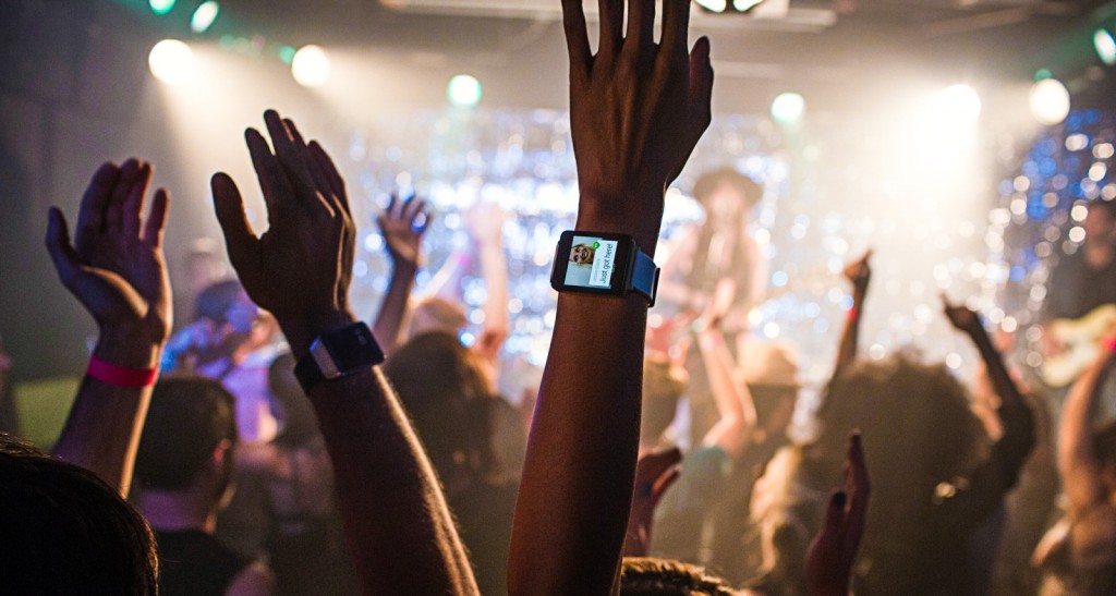 android-wear-google-wearable-smart-watch-example-large-press-photo-concert-samsung-lg-motorola-stage-night_edited