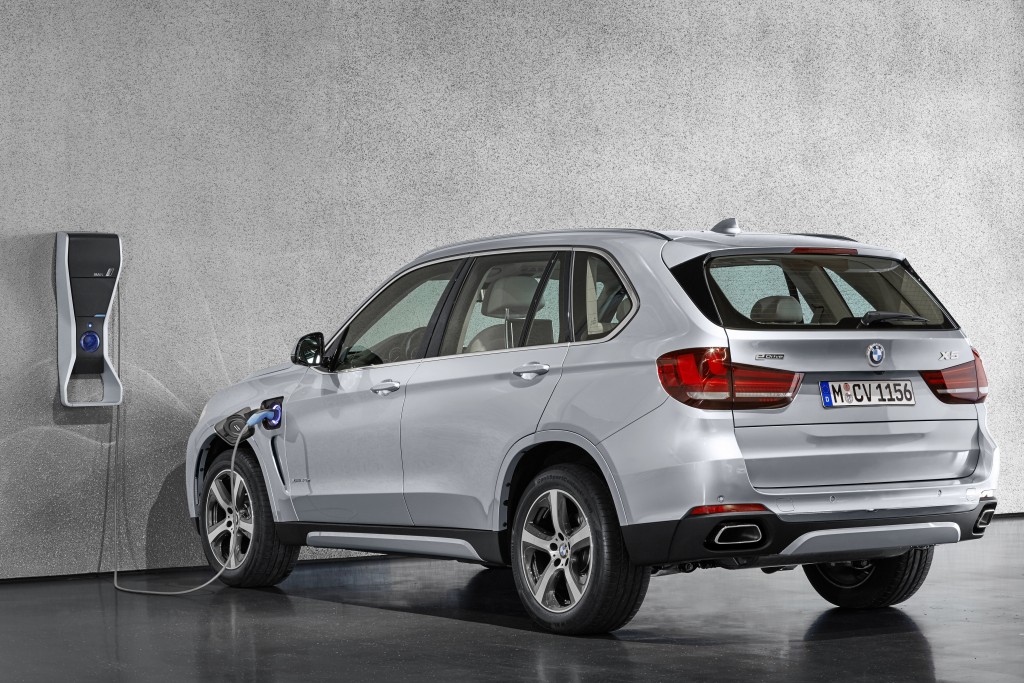 The all-new BMW X5 xDrive40e (5)