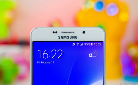 Samsung Galaxy A7 7 840x560