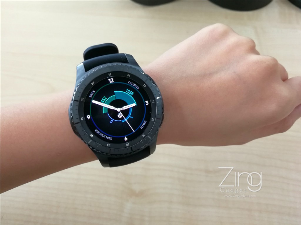 size of samsung gear s3 frontier