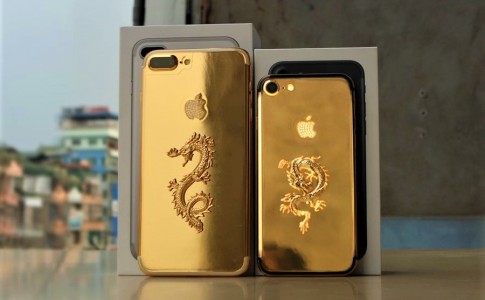 Gold plated iPhone 7 3