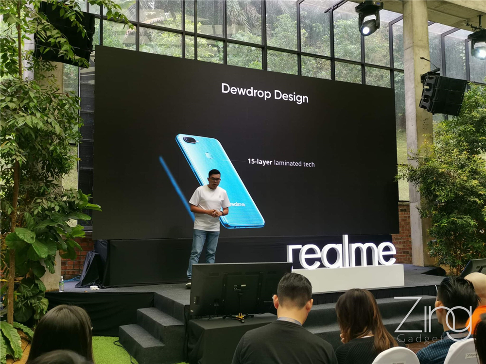 realme 2 pro design