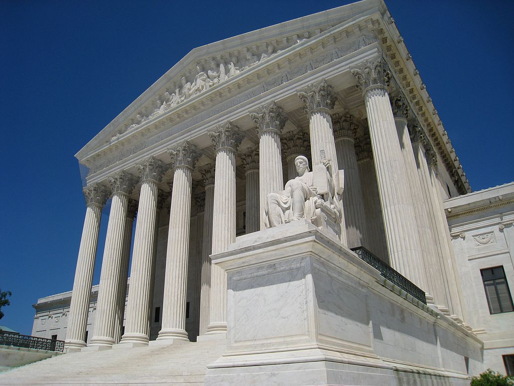 1024px Oblique facade 2 US Supreme Court