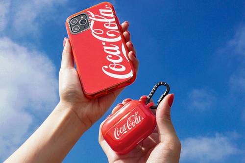 https hk.hypebeast.com files 2020 04 casetify the coca cola collection release info 1