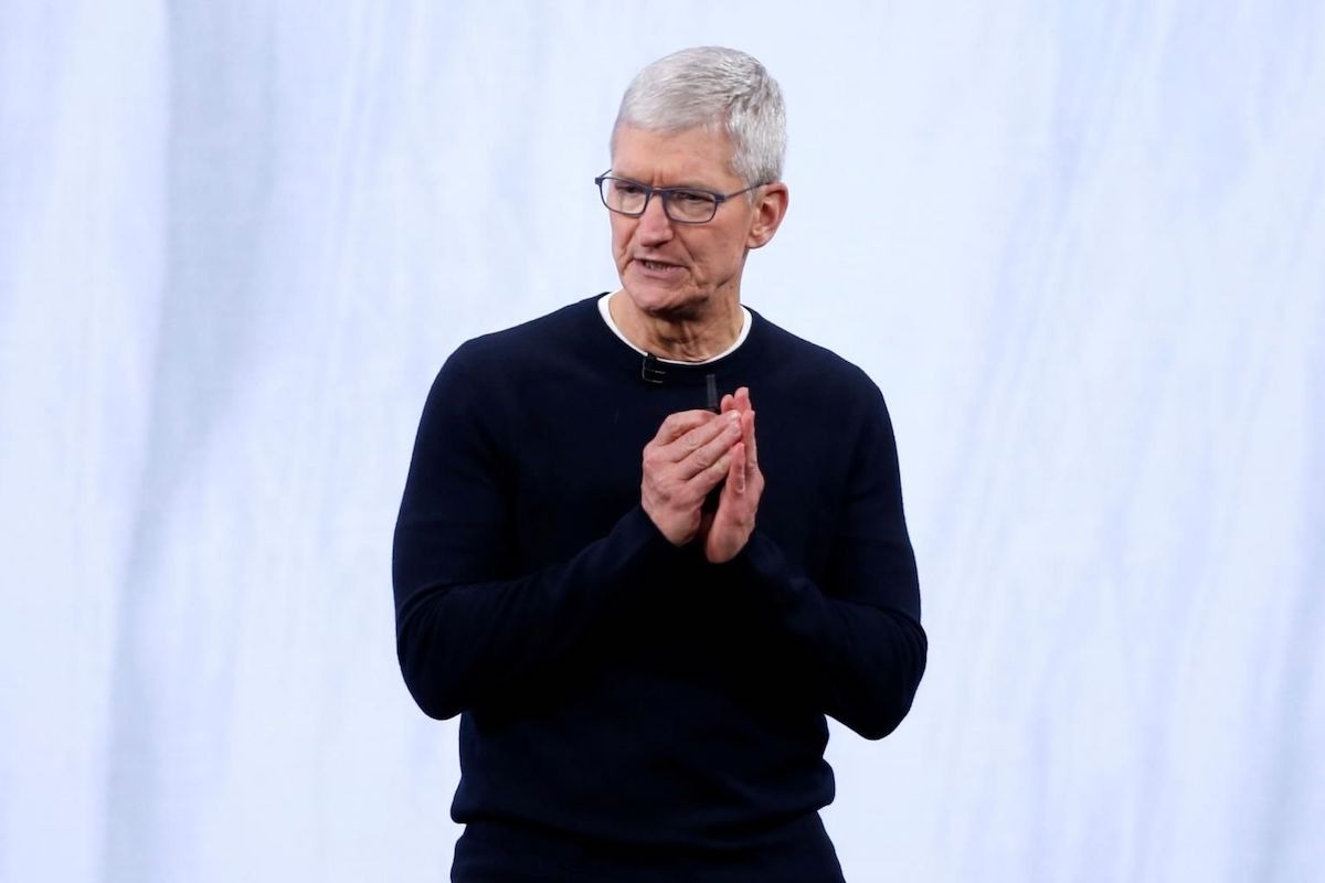 37078 69429 Tim Cook at Event
