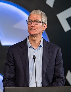 250px Tim Cook 2017 cropped