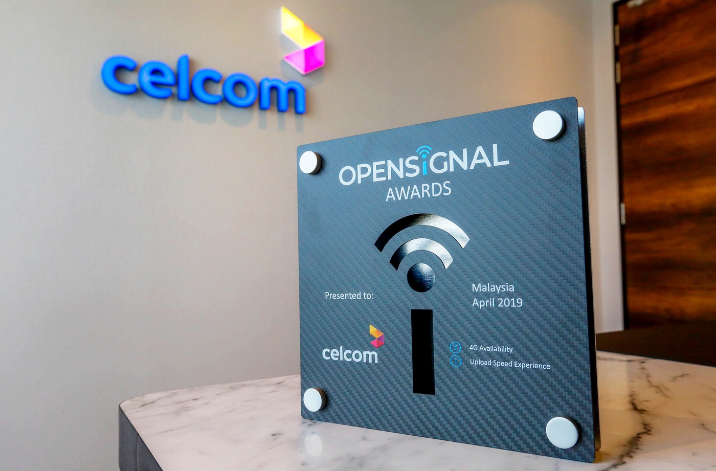 celcom opensignal 4g availability awards 3