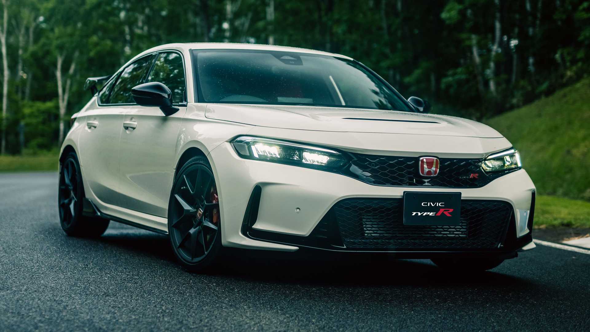 2023 honda civic type r front view