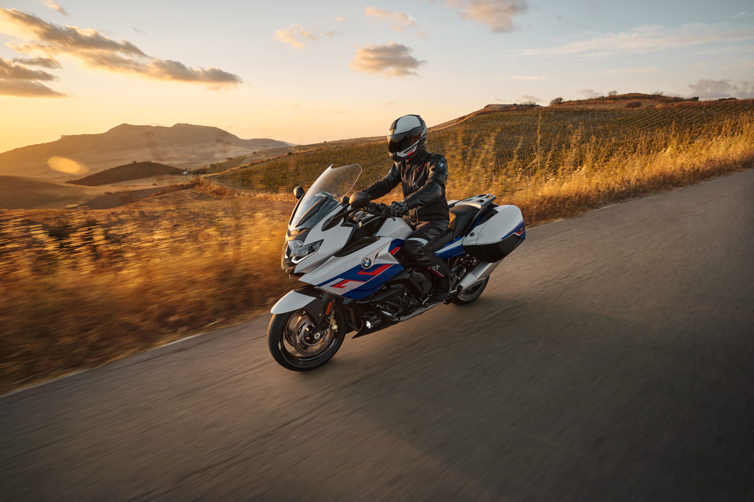 Image 1 The New BMW K 1600 GT scaled