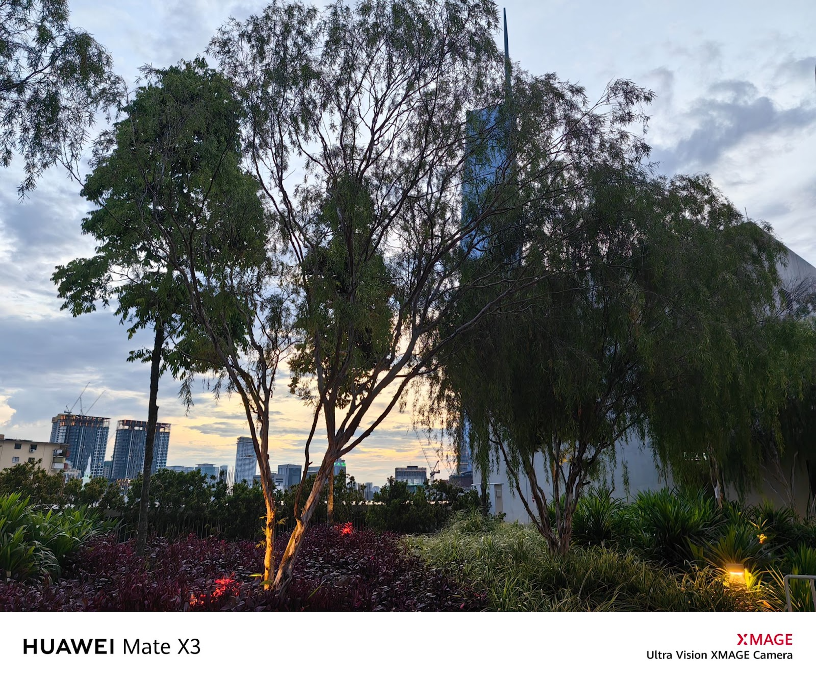 HUAWEI Mate X3体验:接近一般手机的重量厚度,体验依然没有妥协 43 image 42