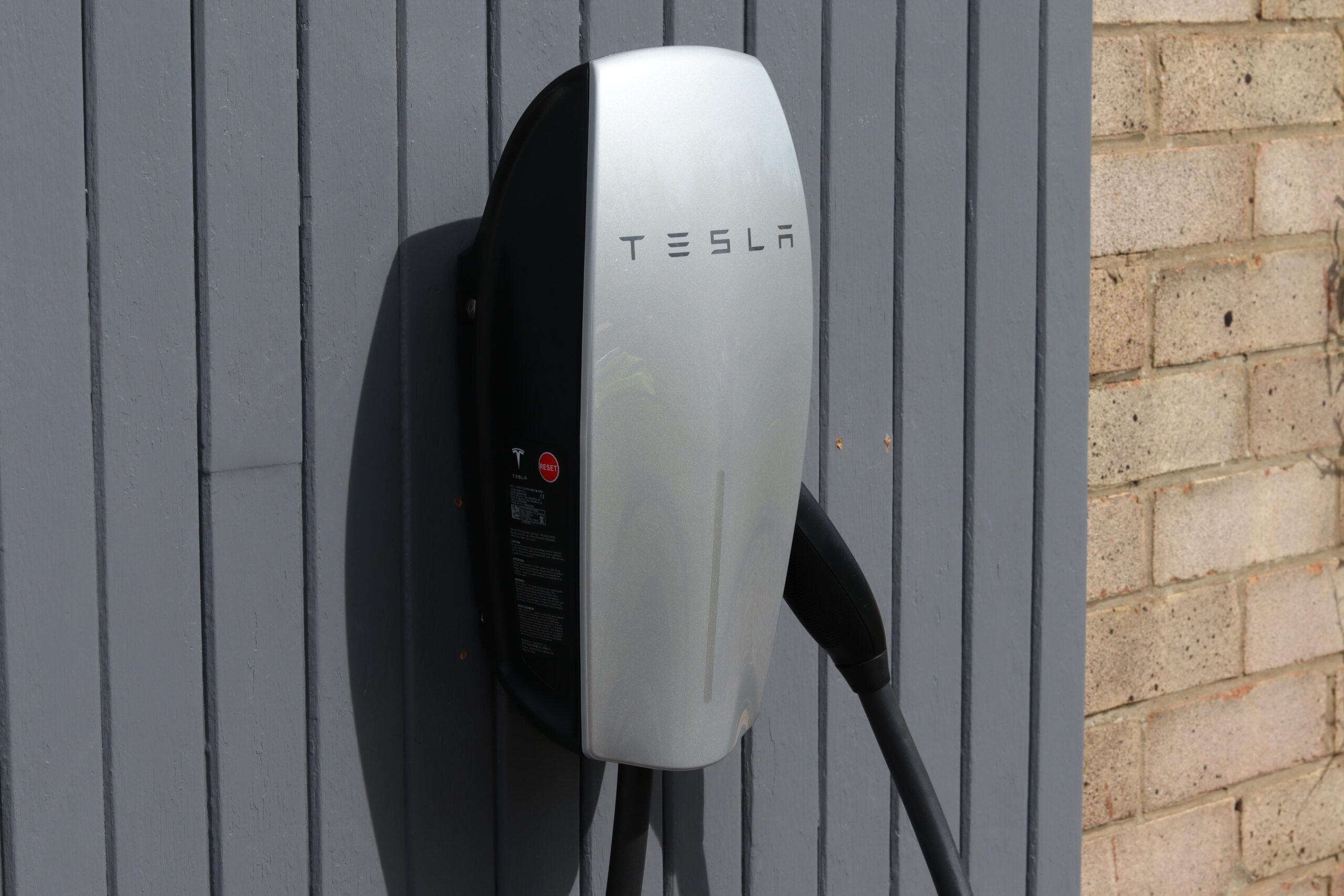 Tesla Wall Connector