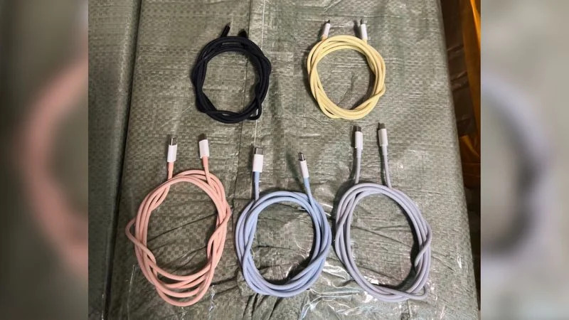 iphone 15 color matched cables 1