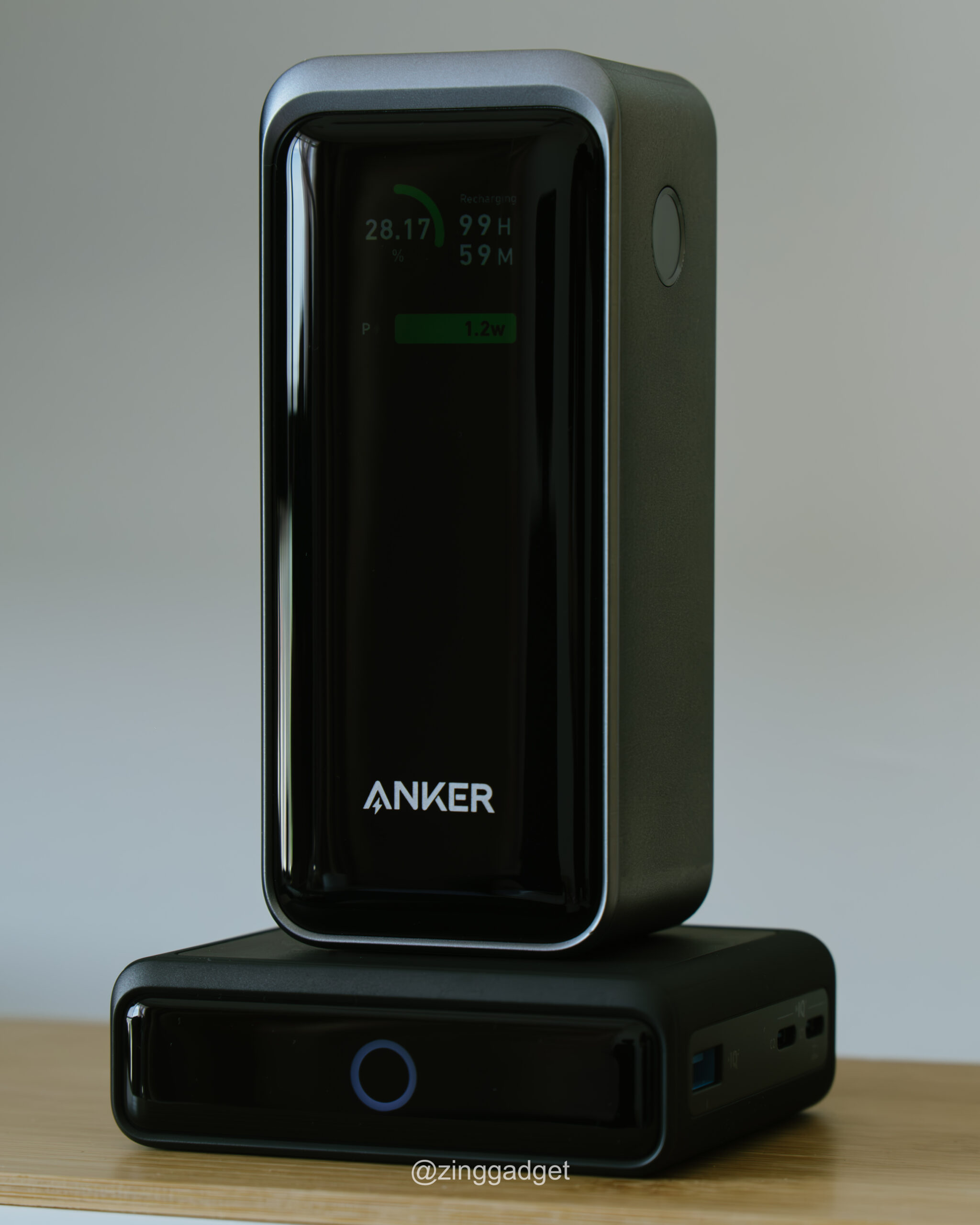 Anker Prime 20,000mAh Power Bank (200W)使用体验：解决了去咖啡馆找不到插座的困扰