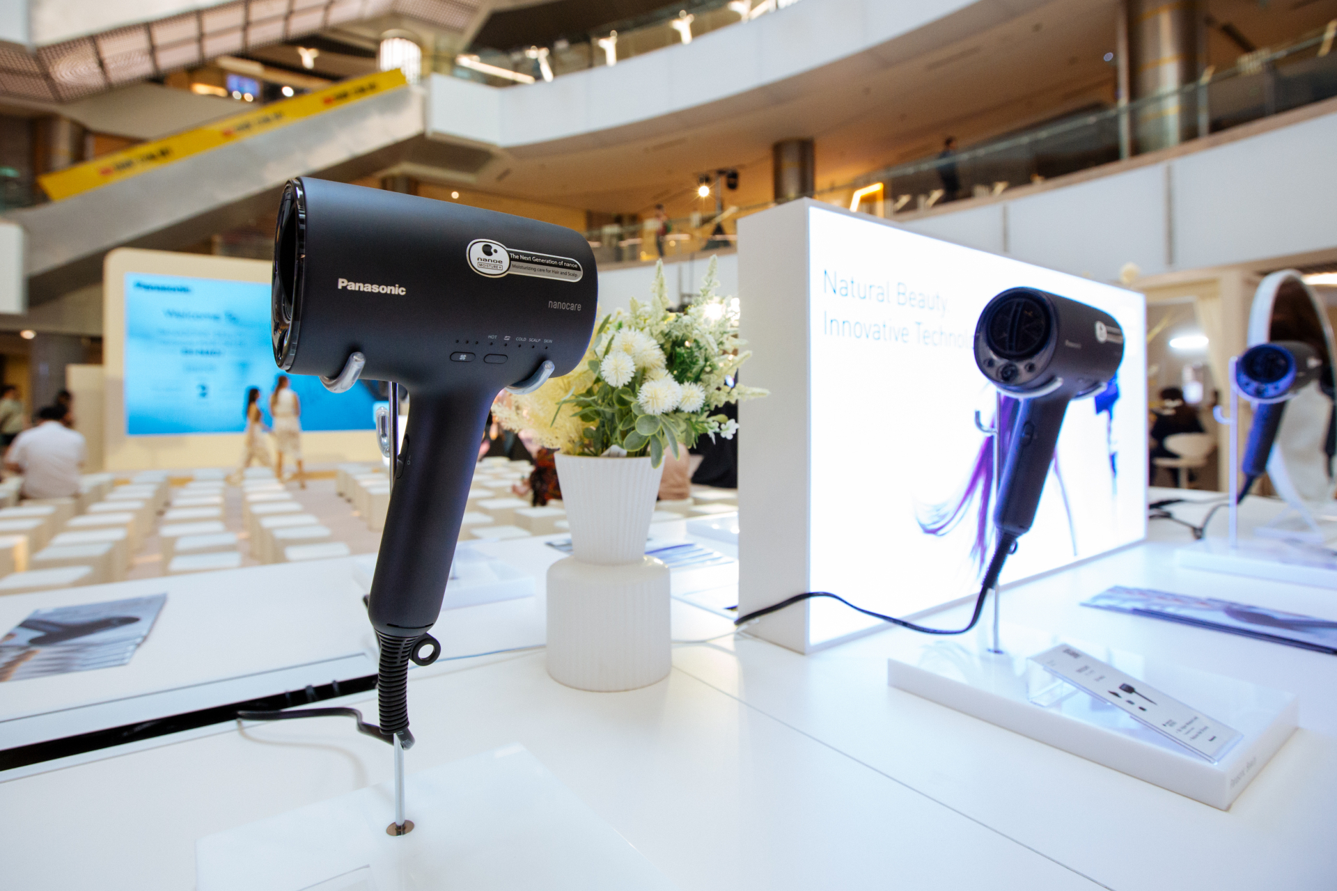 Panasonic nanocare EH-NA0J吹风筒发布:保持水分头发不毛躁!售RM1399! 3 Panasonic nanocare EH-NA0J吹风筒发布:保持水分头发不毛躁!售RM1399!