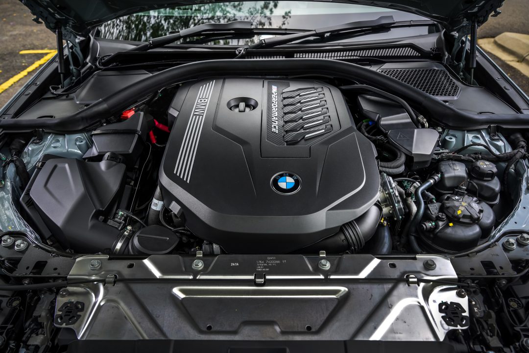 限量50台!BMW推出M340i xDrive Edition 50 Jahre,售RM396,800 5 11. The New BMW M340i xDrive Edition 50 Jahre 副本