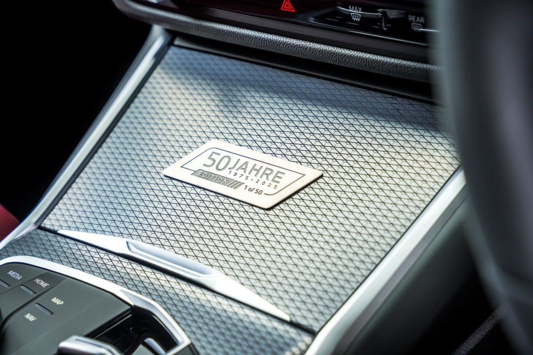 限量50台!BMW推出M340i xDrive Edition 50 Jahre,售RM396,800 3 限量50台!BMW推出M340i xDrive Edition 50 Jahre,售RM396,800