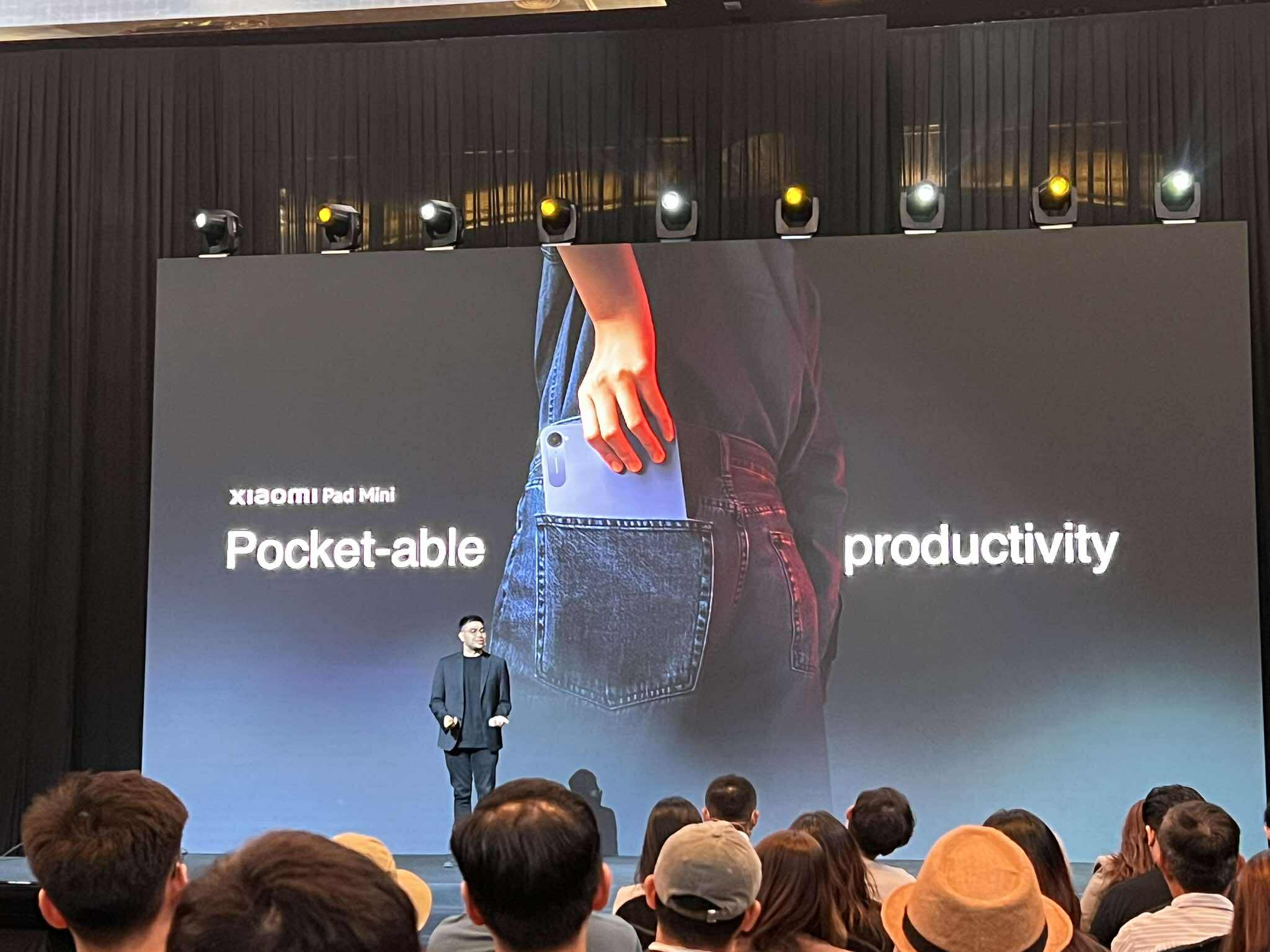 大马售价RM1299起!Xiaomi Pad Mini、REDMI Pad 2 Pro系列发布:最高天玑9400+、165Hz高刷、12000mAh电池等! 5 552231859 639171315683448 2340077033148760139 n