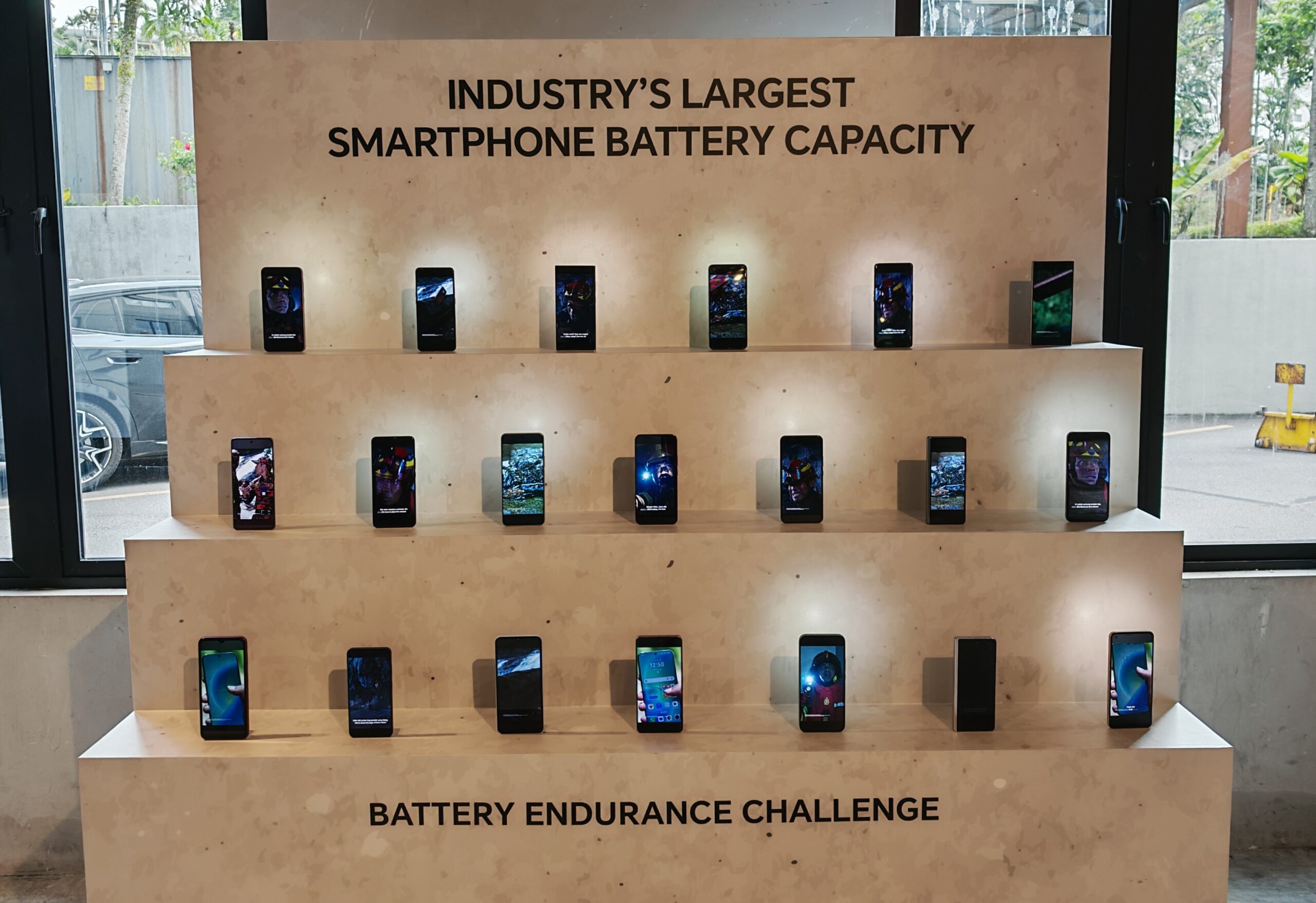 HONOR X 系列连续三代称霸中端机销量冠军!9 月 24 日发布全新硬核之王 HONOR X9d 5G! 9 Battery Endurance Challenge 1 scaled