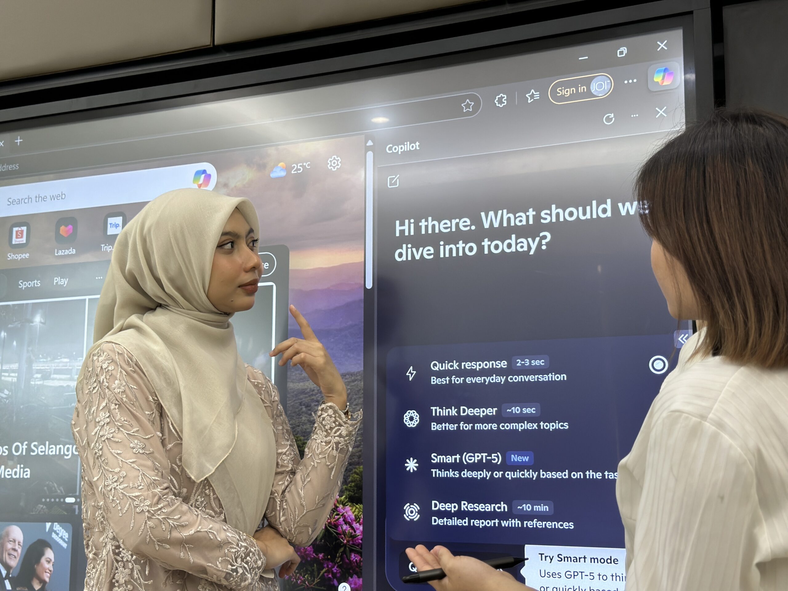课堂版“哄娃神器”!JOI® Smartboard 智能电子屏:彩色触控屏+AI助教更能抓住学生注意力、老师上课不无聊! 9 Photo 28 08 2025 10 29 35 AM scaled