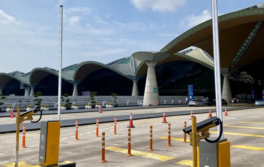 接机送机别拖太久!KLIA 正式落实 VAMS 系统:停车超过 10 分钟最高罚 RM100! 3 25c2134192e1687a3e0f48e0f2a83478