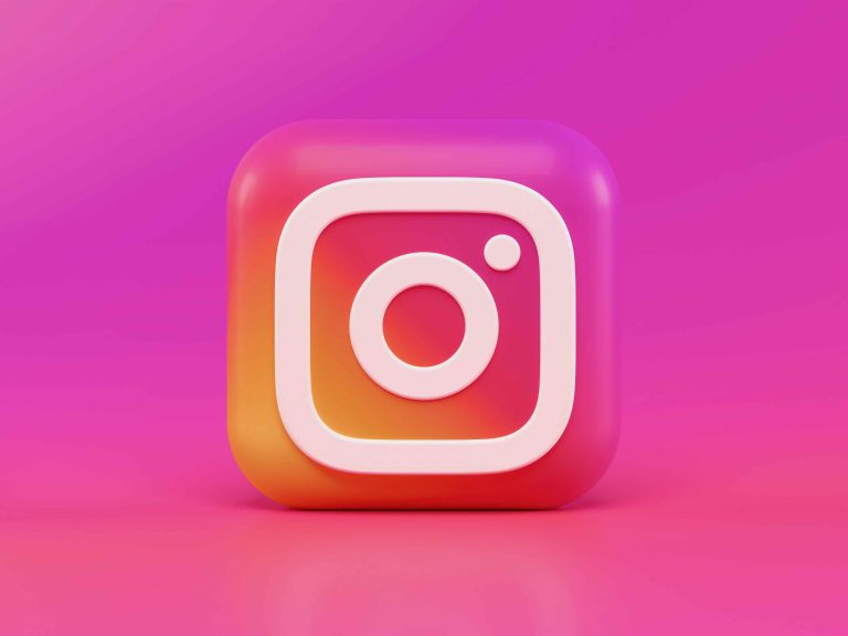Instagram 底部按钮改了位置不习惯?负责人出面解释:是根据用户使用习惯重新编排的! 2 Instagram 1 768x576 1