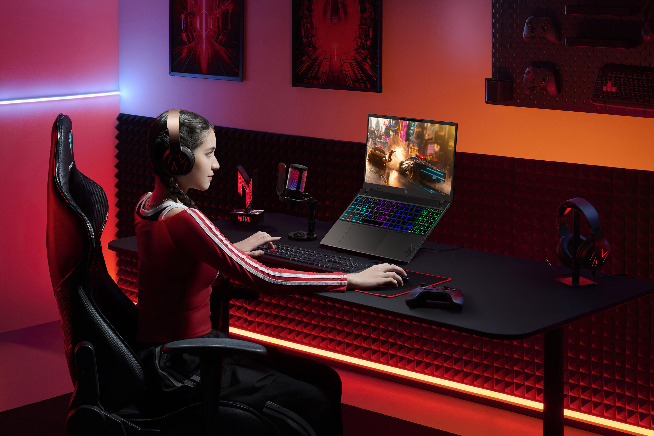 【CES 2026】Acer 推出多款 Copilot+ PC 笔电,全面搭载 AMD Ryzen AI 400 系列处理器! 11 Acer Nitro V 16 AI ANV16 A71 Lifestyle 02 1 scaled