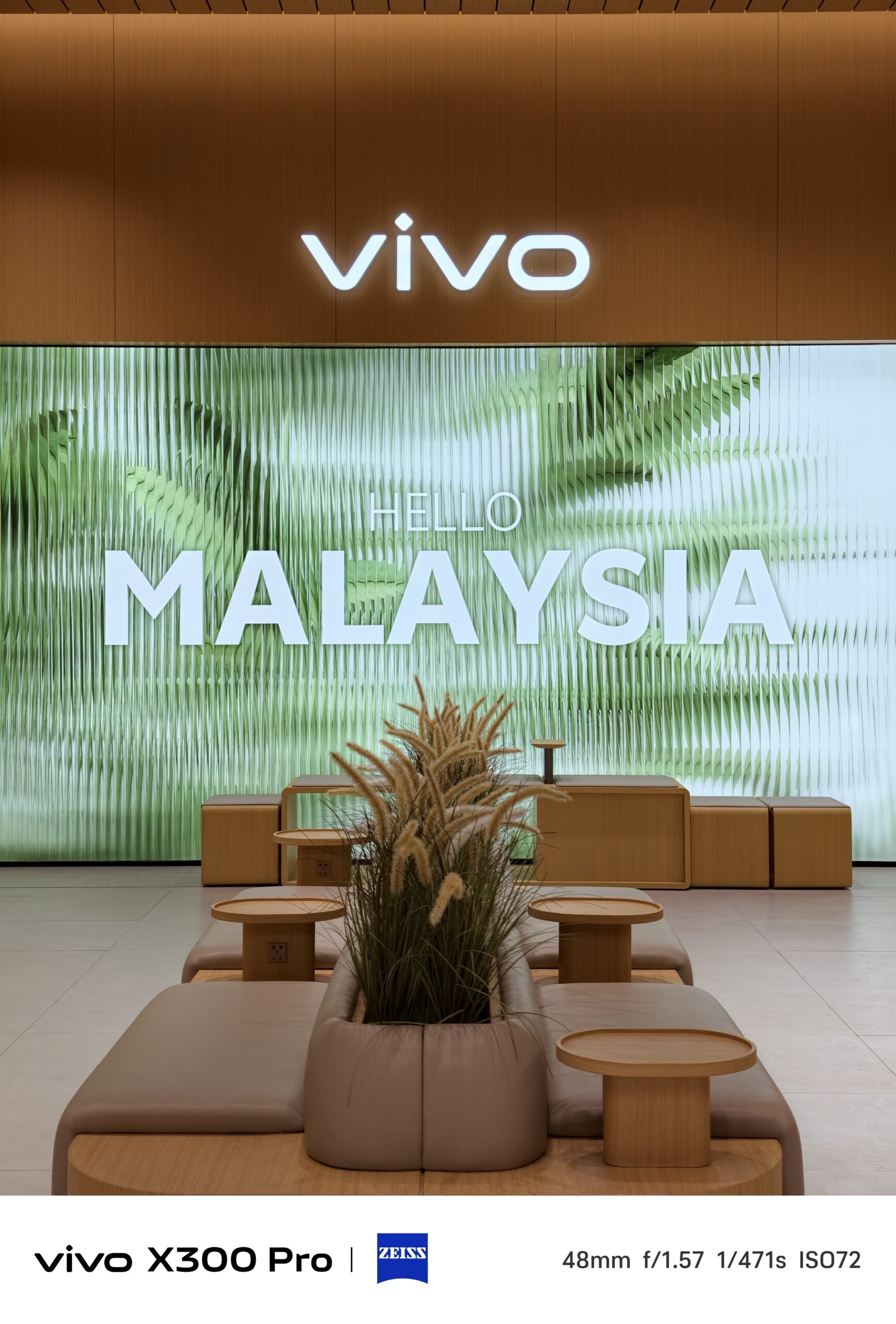 东南亚首家 vivo 人文影像馆与旗舰专卖店亮相 IOI City Mall!2月7日开幕,超多优惠/礼物等你拿! 20 vivo Concept Store 12 1 scaled
