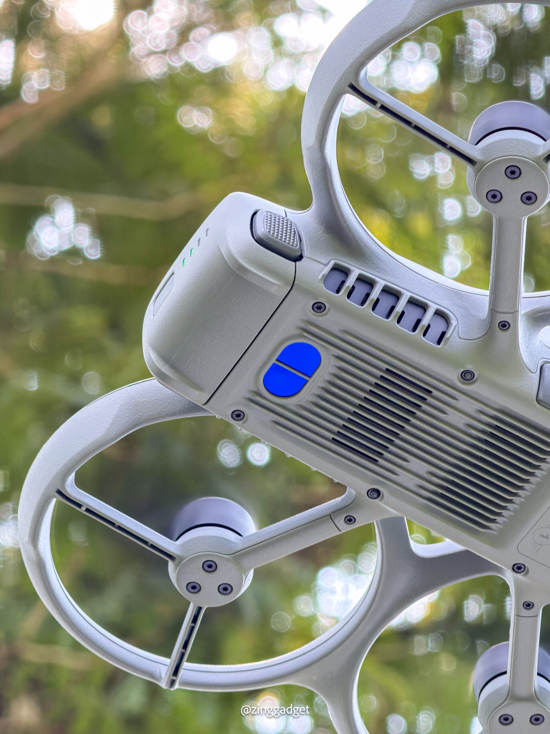 DJI AVATA 360快速看:DJI首个360°空拍机!全新感觉配上熟悉的DNA 6 DJI AVATA 360快速看:DJI首个360°空拍机!全新感觉配上熟悉的DNA