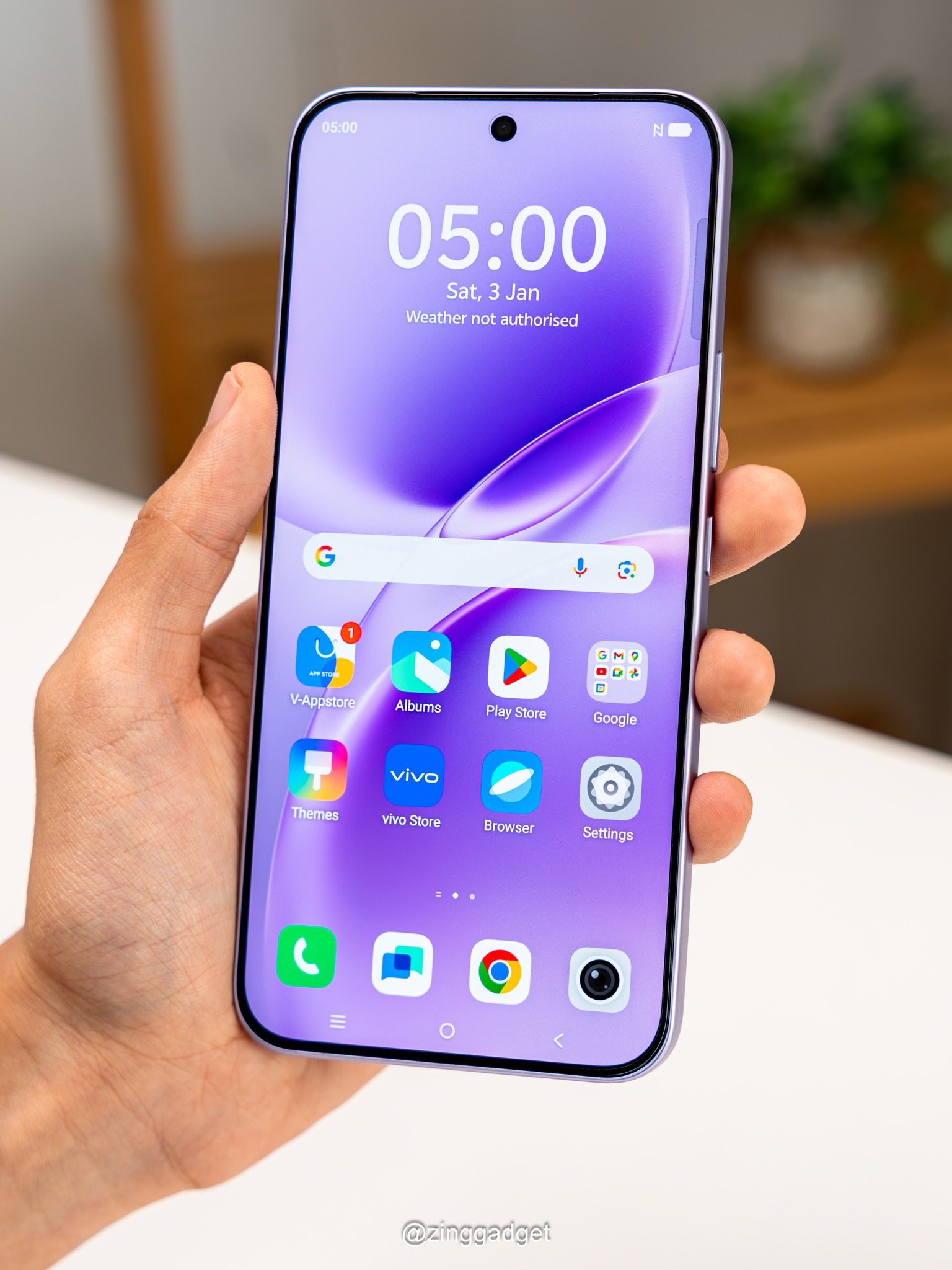 一路 “紫” 到细节!vivo V70 FE 200MP 超清主摄,放大再裁切依然清晰,轻松拍出 Muse Purple! 💜📸 15 660907606 1360379902790303 2138383494033843358 n 1