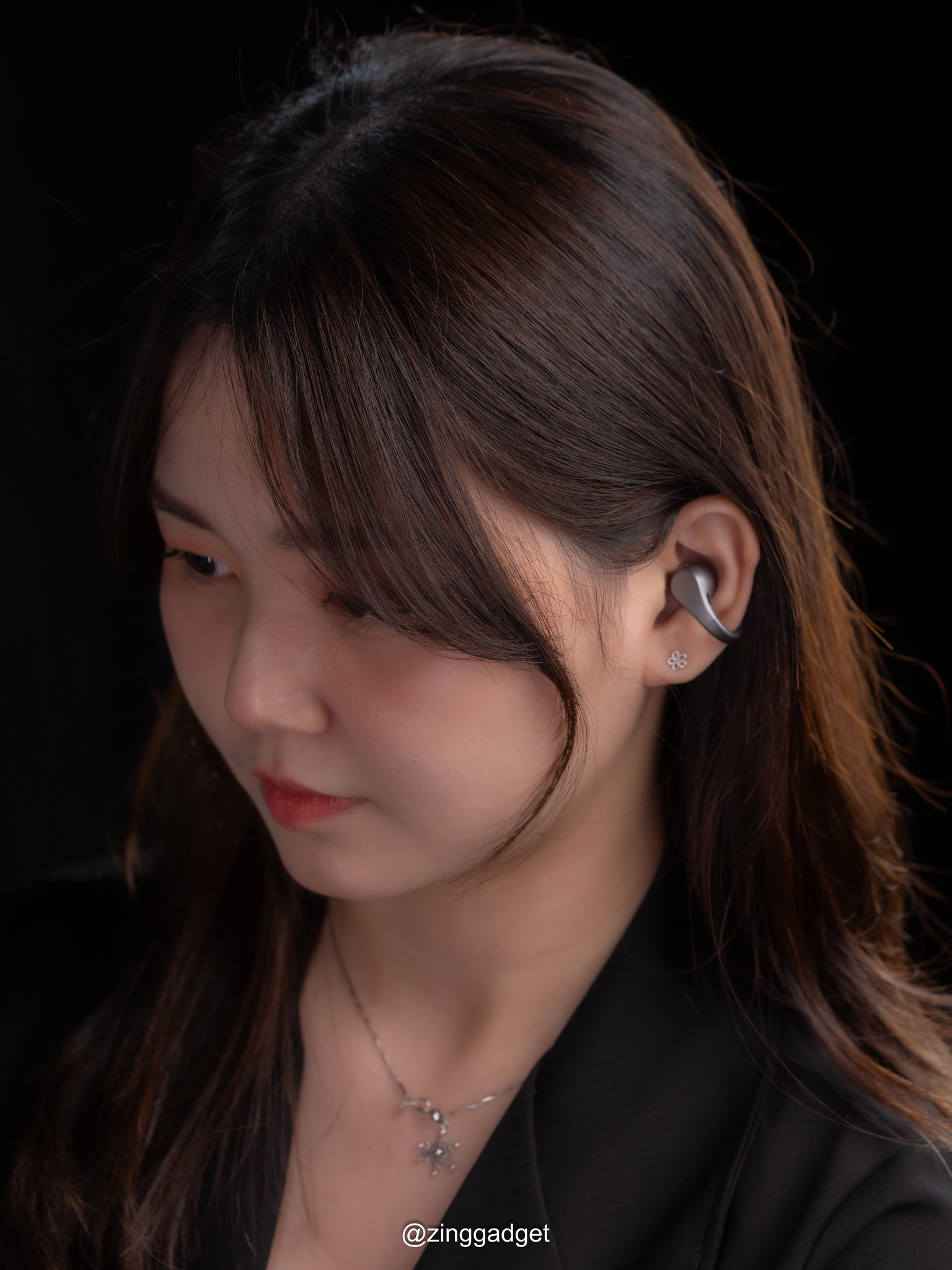 戴起来真的很轻松!OPPO Enco Clip2 评测:轻巧舒服、续航一整天都 OK,但开放式体验仍有取舍! 10 688157632 1391037989724494 6291260020751445922 n