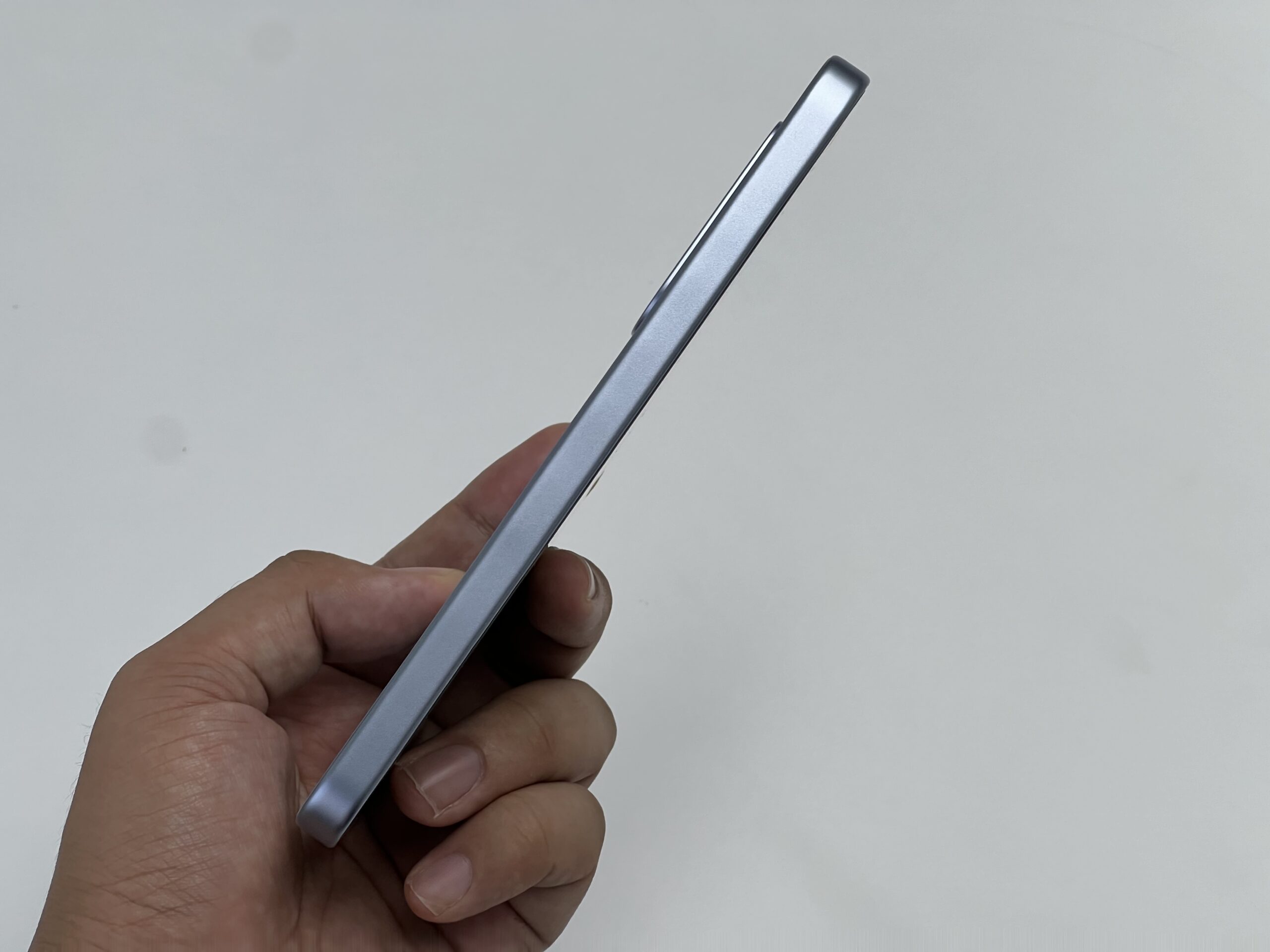 iQOO Z11评测:续航能力夯爆了!让你轻松玩游戏/煲剧一整天的中端机! 5 IMG 1792 scaled