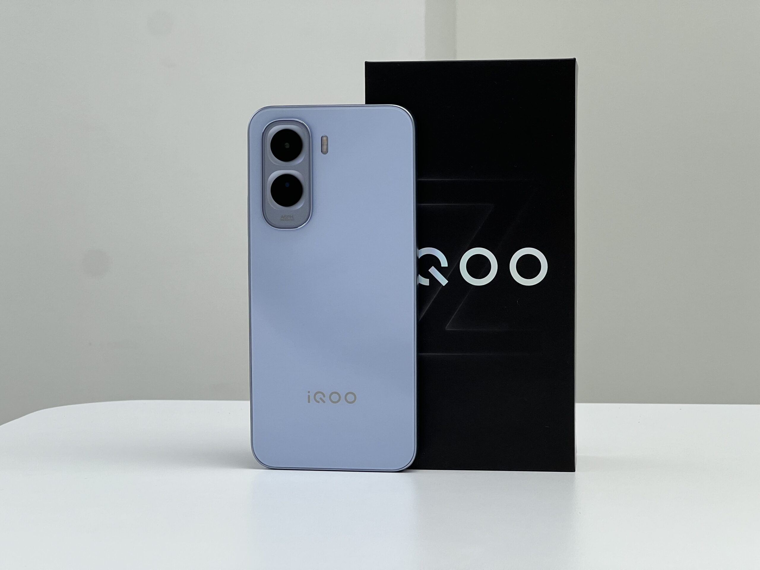 iQOO Z11评测:续航能力夯爆了!让你轻松玩游戏/煲剧一整天的中端机! 20 IMG 1800 scaled