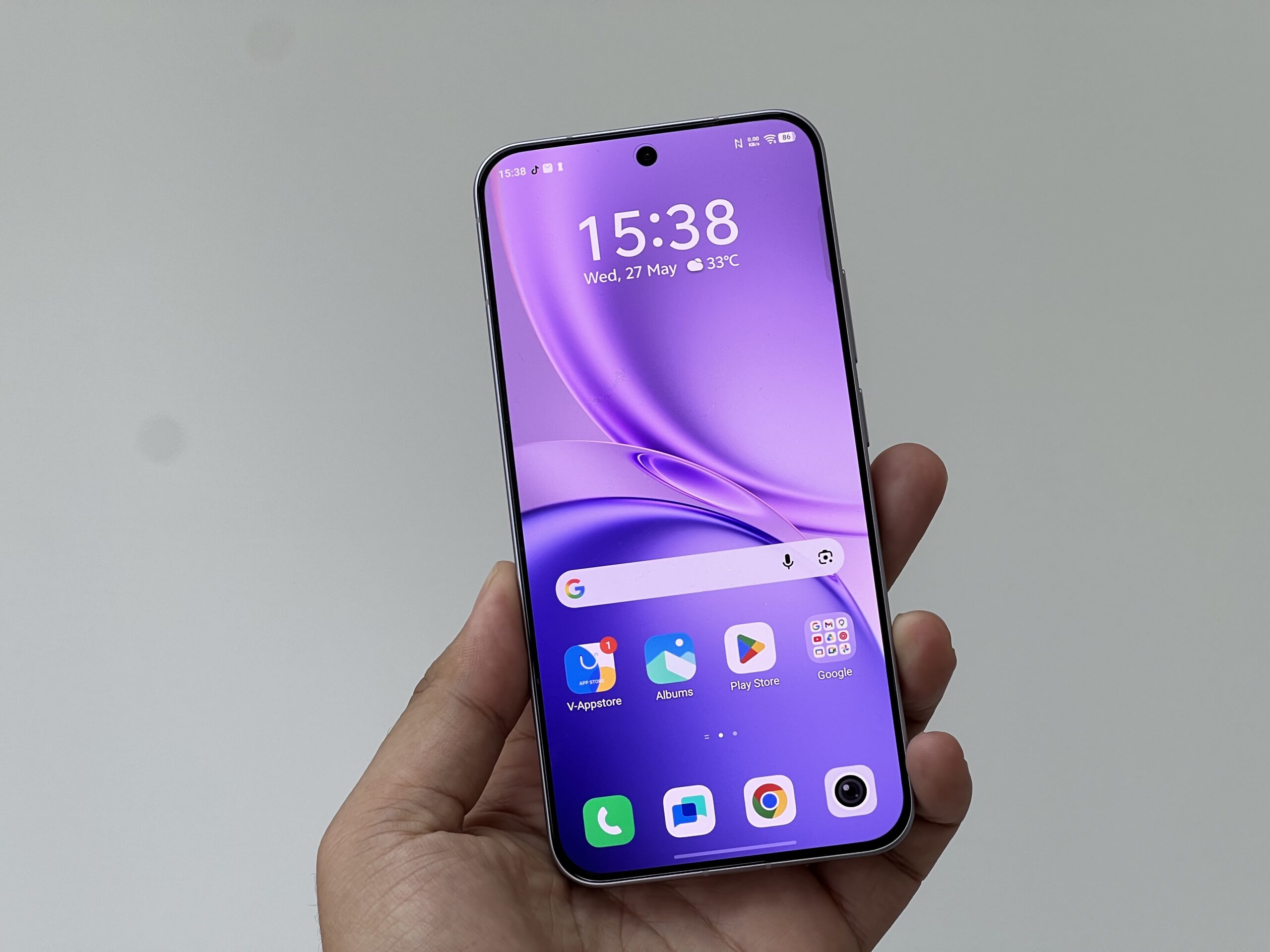 vivo X300 FE评测:小屏轻旗舰,就连“大炮”也很轻!虽是FE但落差不会太明显 5 vivo X300 FE评测:小屏轻旗舰,就连“大炮”也很轻!虽是FE但落差不会太明显