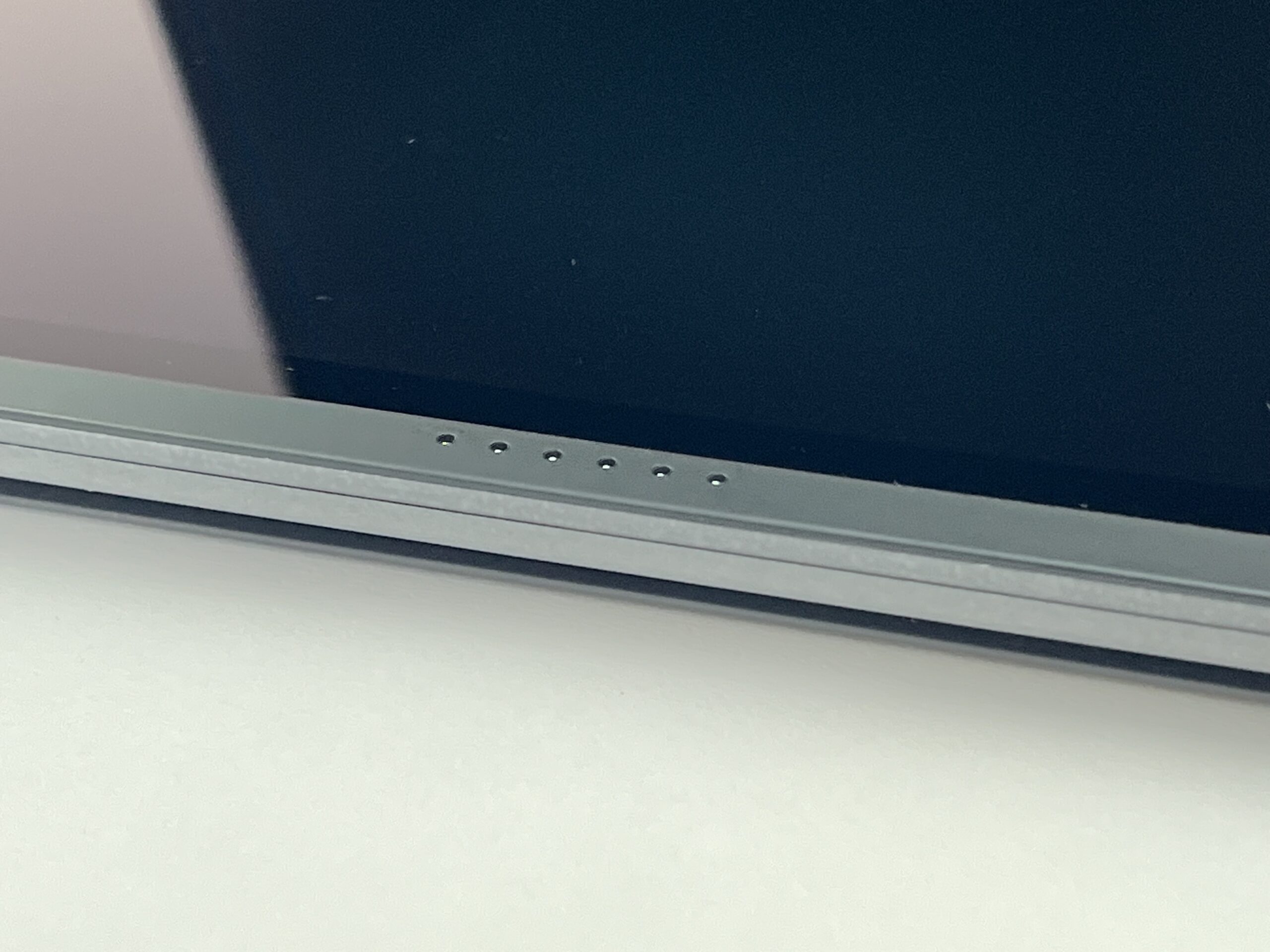 2026款ASUS ZenBook Duo评测:屏幕更大、续航更长、散热更好,体验成熟许多的双屏神器! 12 IMG 3143 scaled