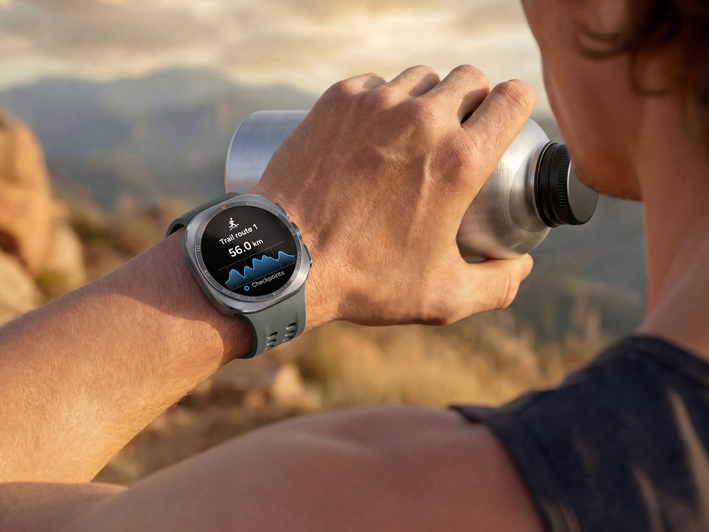 Samsung Galaxy Watch Ultra2 亮点速看:变薄是为了日常,Ultra性能留给户外,健康监测再升级! 5 003 Samsung Galaxy Watch Ultra2 and Watch9 Your Health Companion on the Wrist Newsbody 1