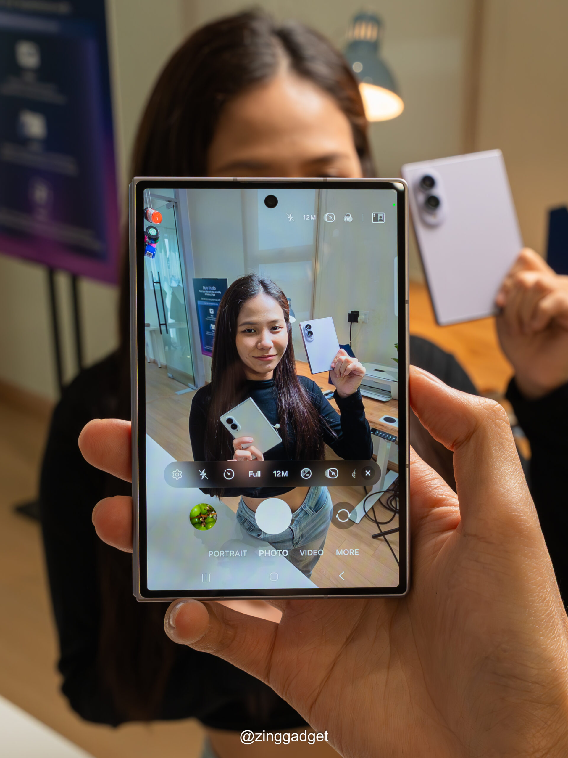 Samsung Galaxy Z Fold8评测:这次的屏幕比例很合理,或许是折叠屏的理想形态! 8 DSC06816 scaled