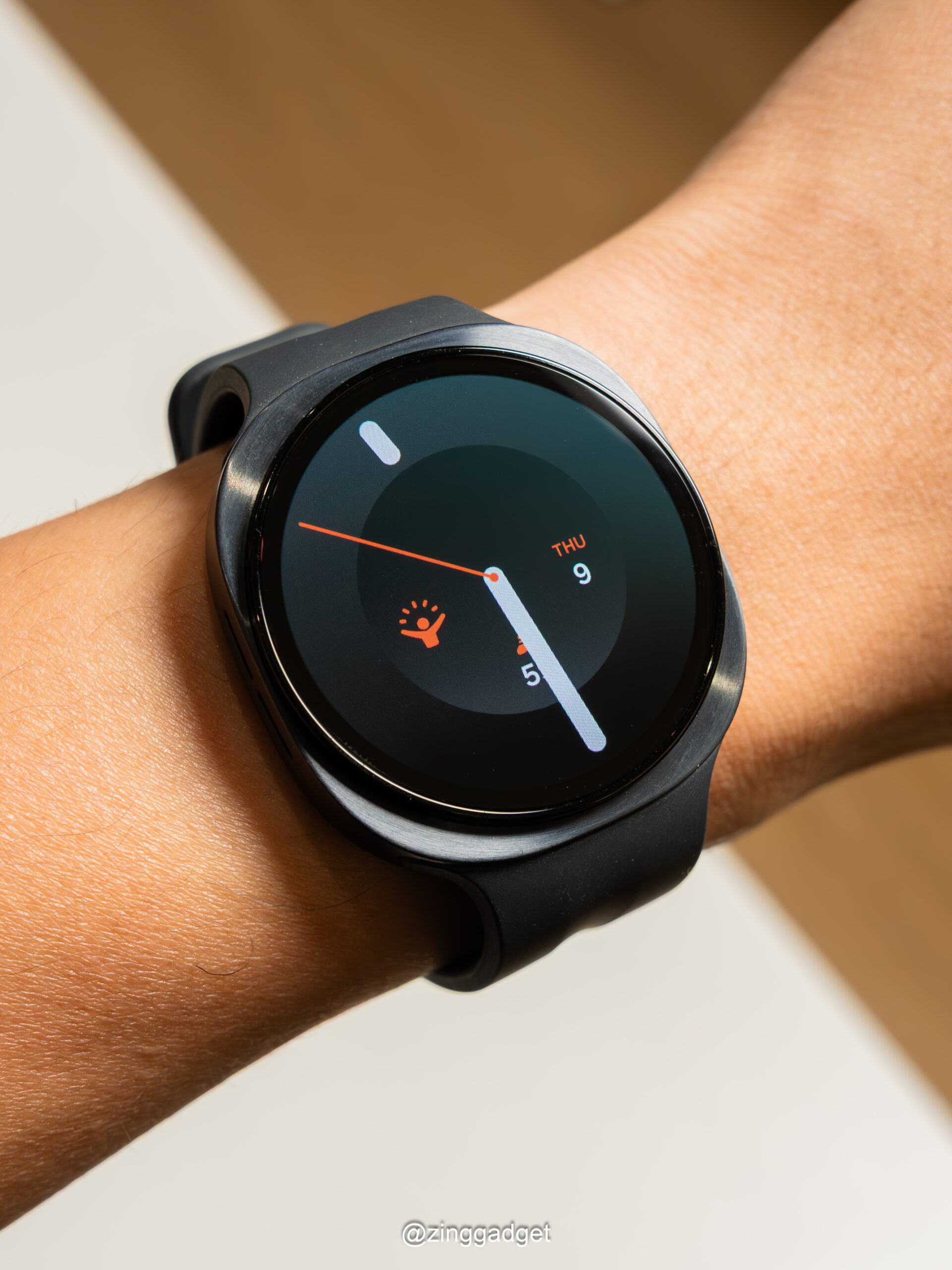 Samsung Galaxy Watch9体验:长时间盯着你的健康看,抬腕就能开启语音助理很“顺手” 6 DSC06887 scaled