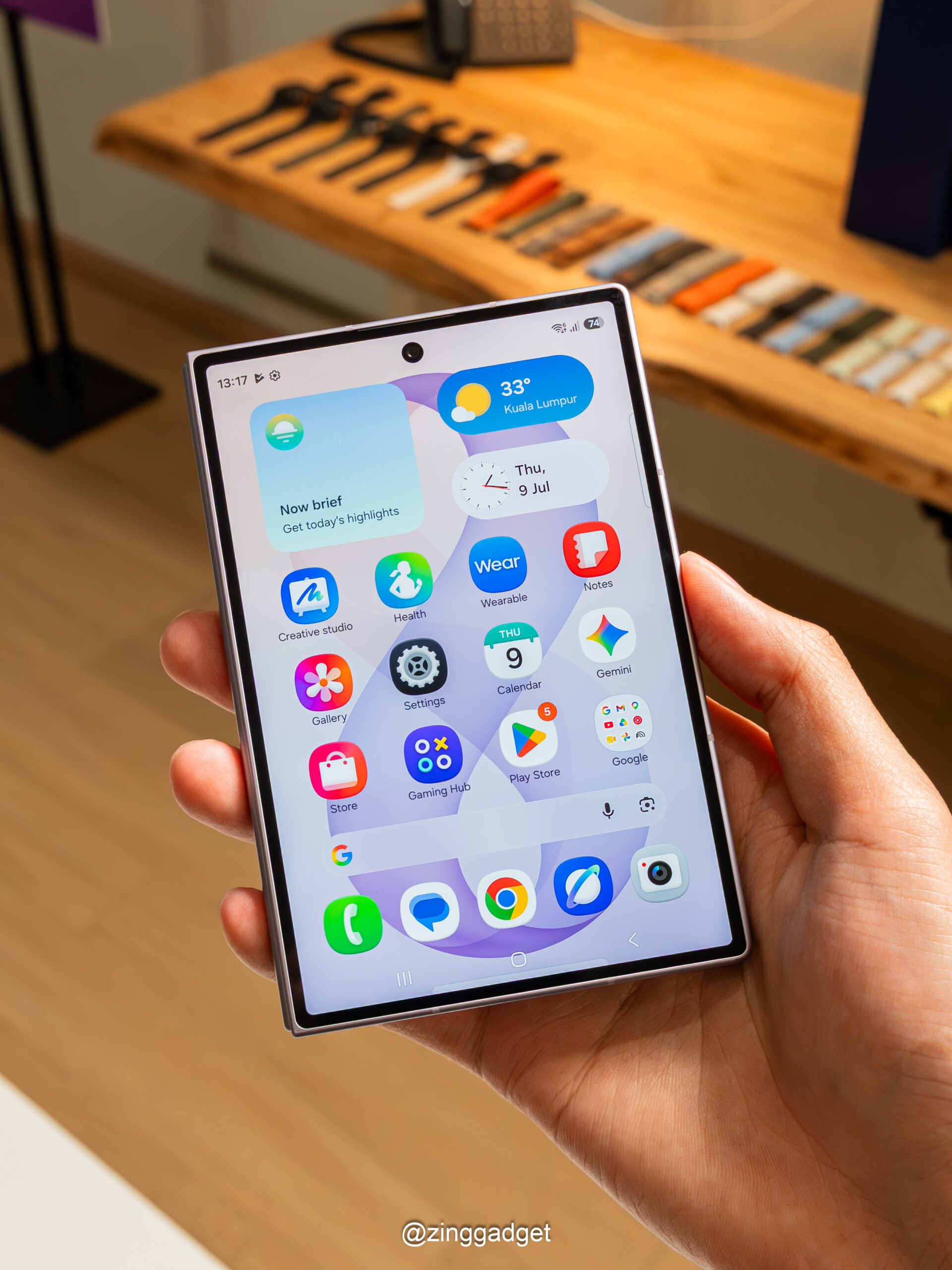 Samsung Galaxy Z Fold8评测:这次的屏幕比例很合理,或许是折叠屏的理想形态! 4 DSC06917 scaled