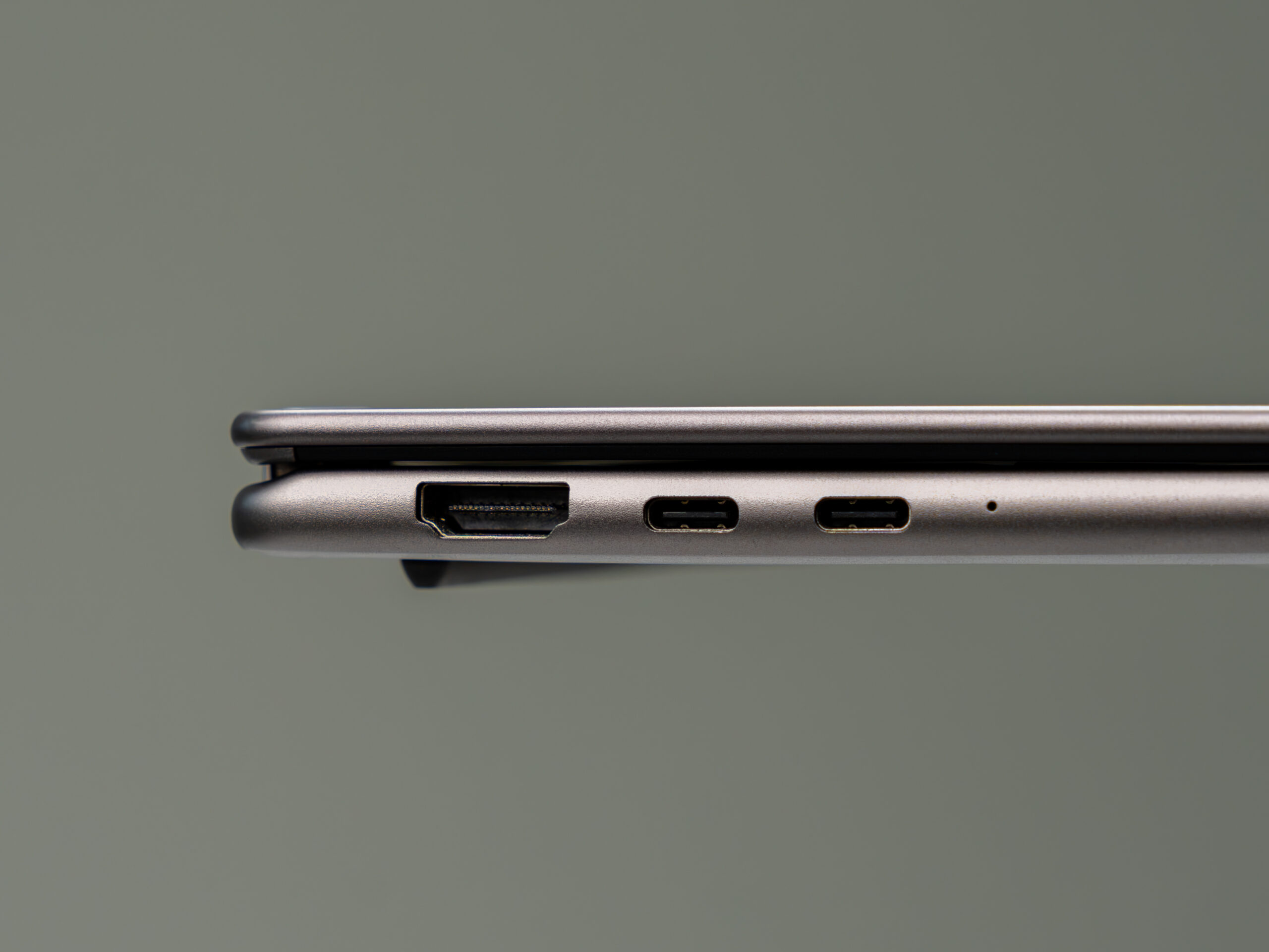 MSI Prestige 14 Flip AI Plus体验:360°折翻、触控笔,自带Intel Arc显卡文书到影音剪辑都管用! 8 DSC07564 scaled