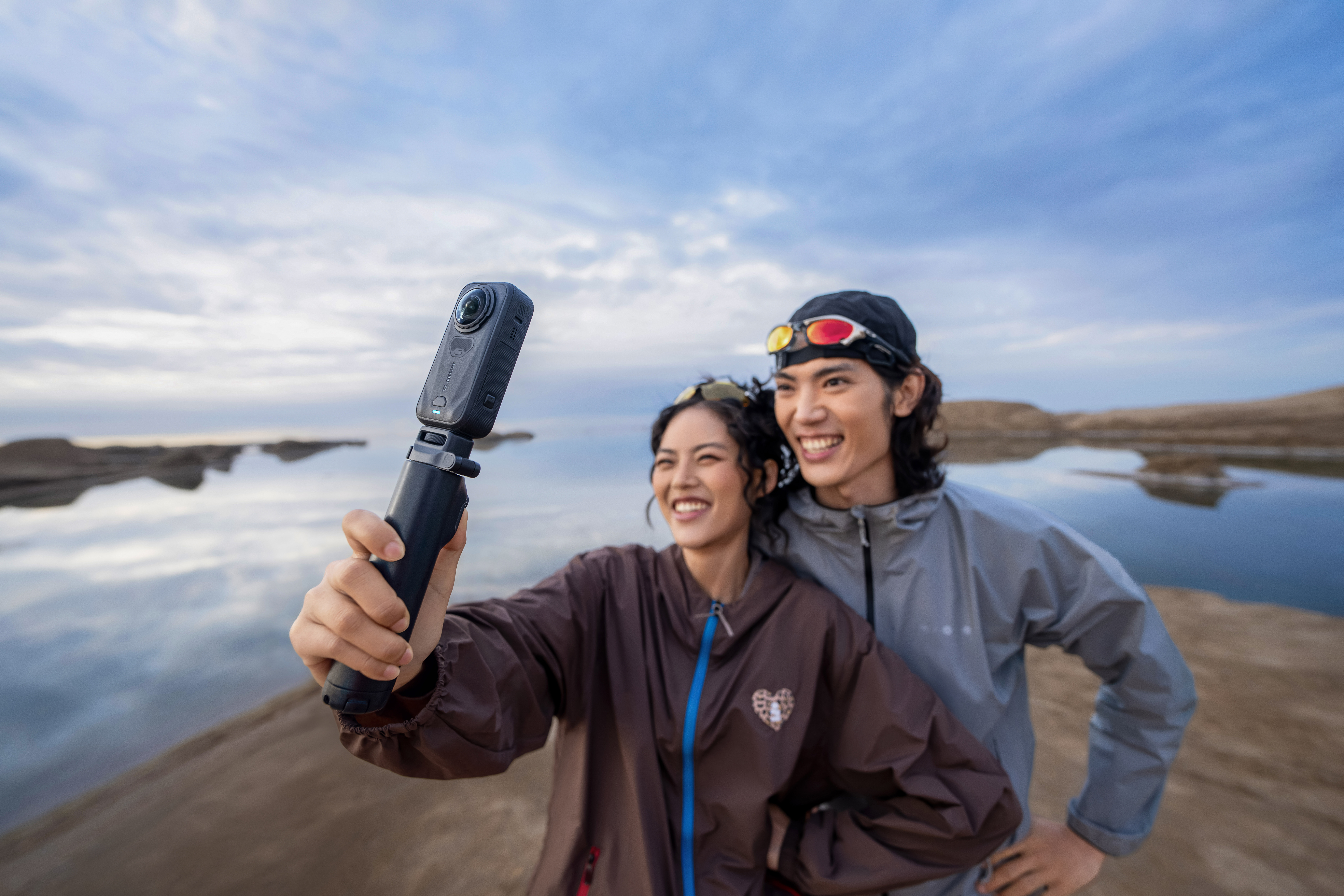 系列史上最大升级!Insta360 X6发布:等效1英寸360°传感器,最高8K全景视频,售RM2899起! 2 系列史上最大升级!Insta360 X6发布:等效1英寸360°传感器,最高8K全景视频,售RM2899!