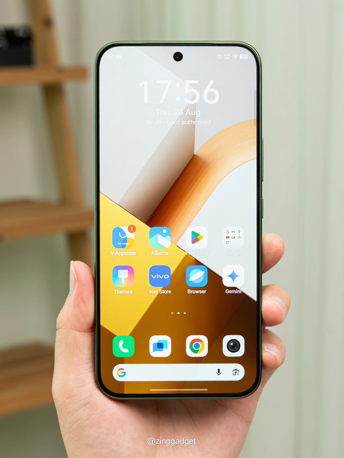 创下吉尼斯纪录的手机!vivo V80 Lite 5G 发布:10000mAh支持反向充电6台手机!大马售价RM1499起! 4 780727448 1402736881927737 6260548525595717575 n