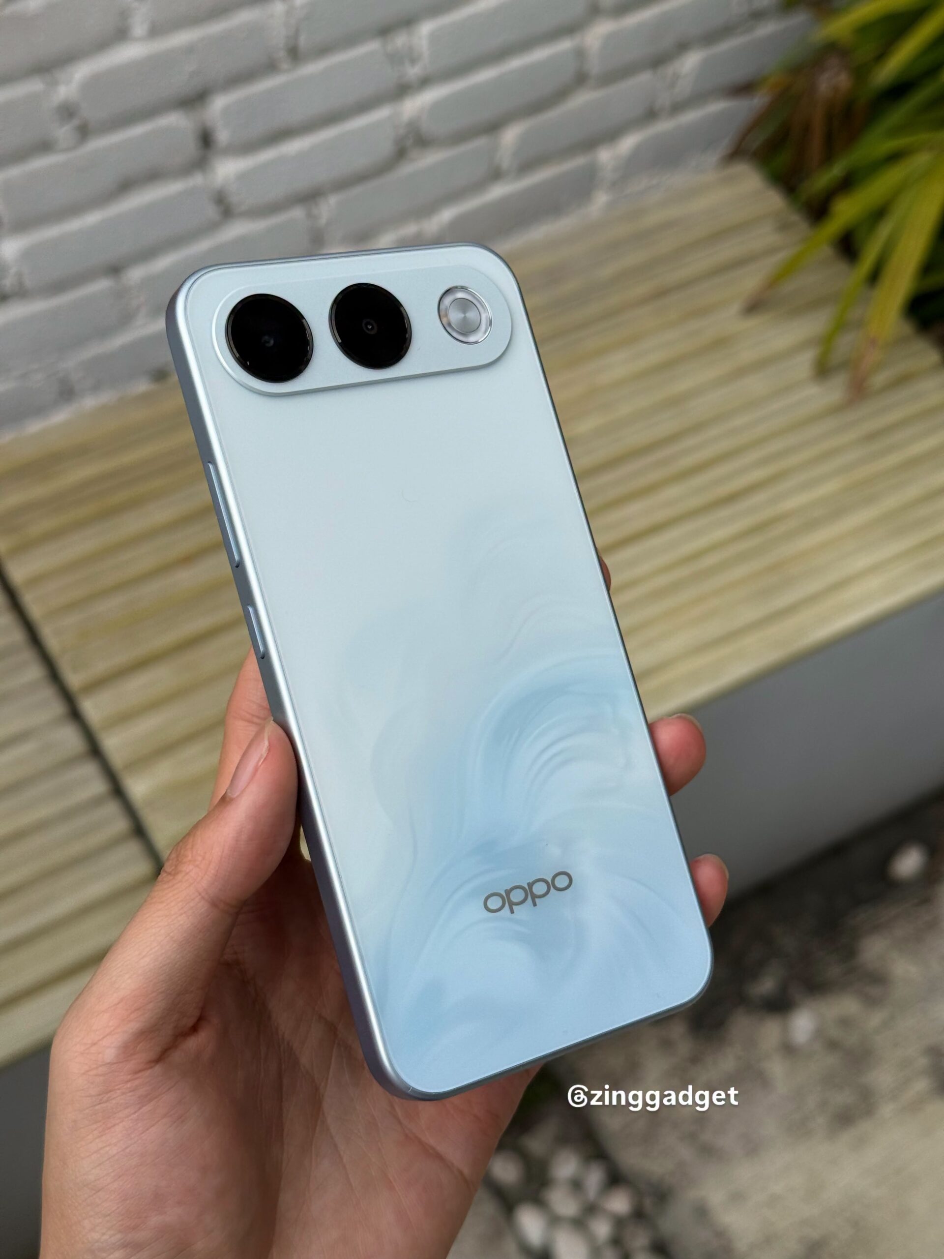 OPPO A7 Pro系列大马登场:最大10,000mAh电池+80W SUPERVOOC充电、支持50MP超广角AI自拍等! 5 803370560 3310821225745825 6645695780539685400 n scaled