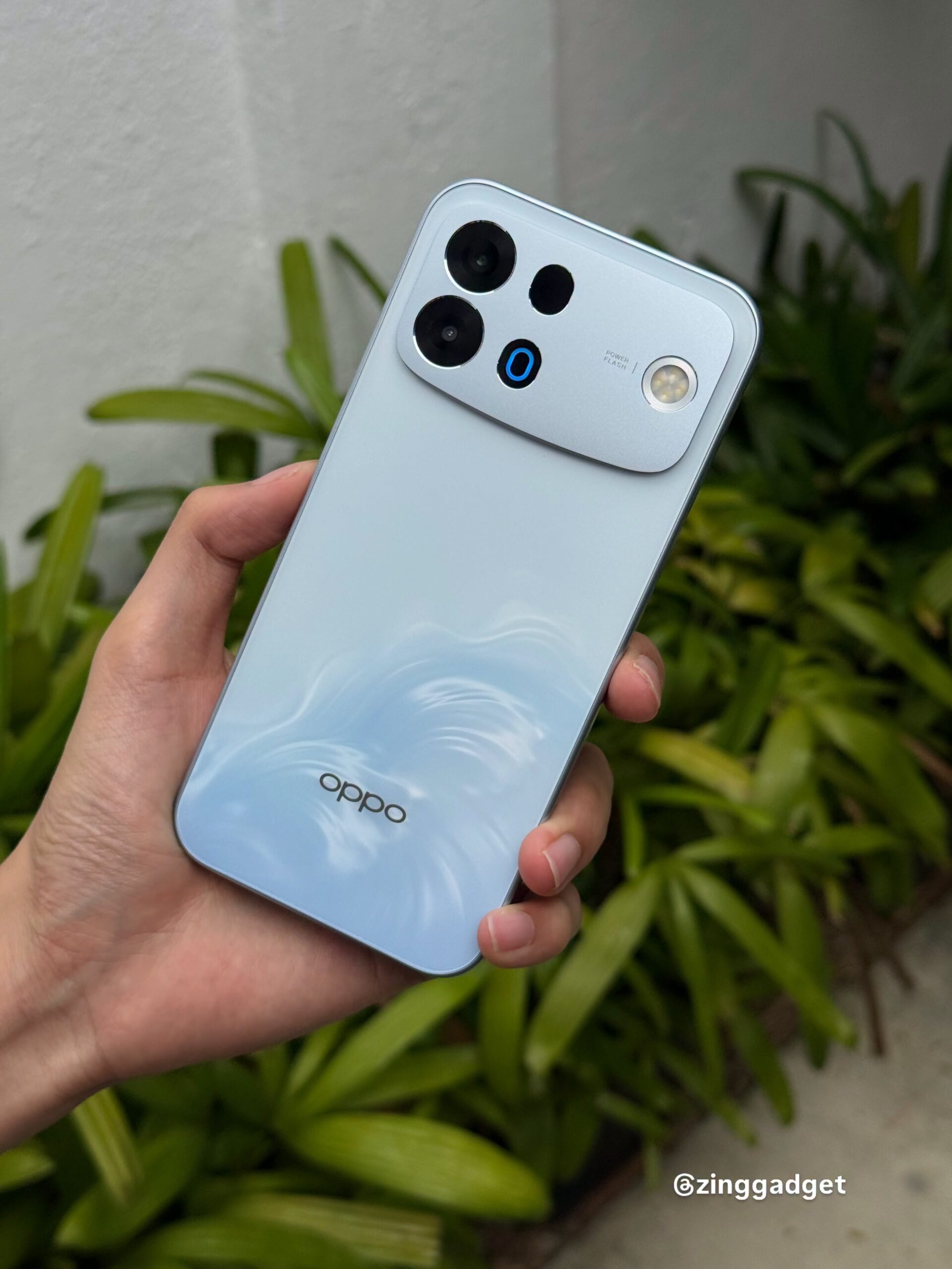 OPPO A7 Pro系列大马登场:最大10,000mAh电池+80W SUPERVOOC充电、支持50MP超广角AI自拍等! 4 805854052 1404742748474010 8917257918160132108 n scaled