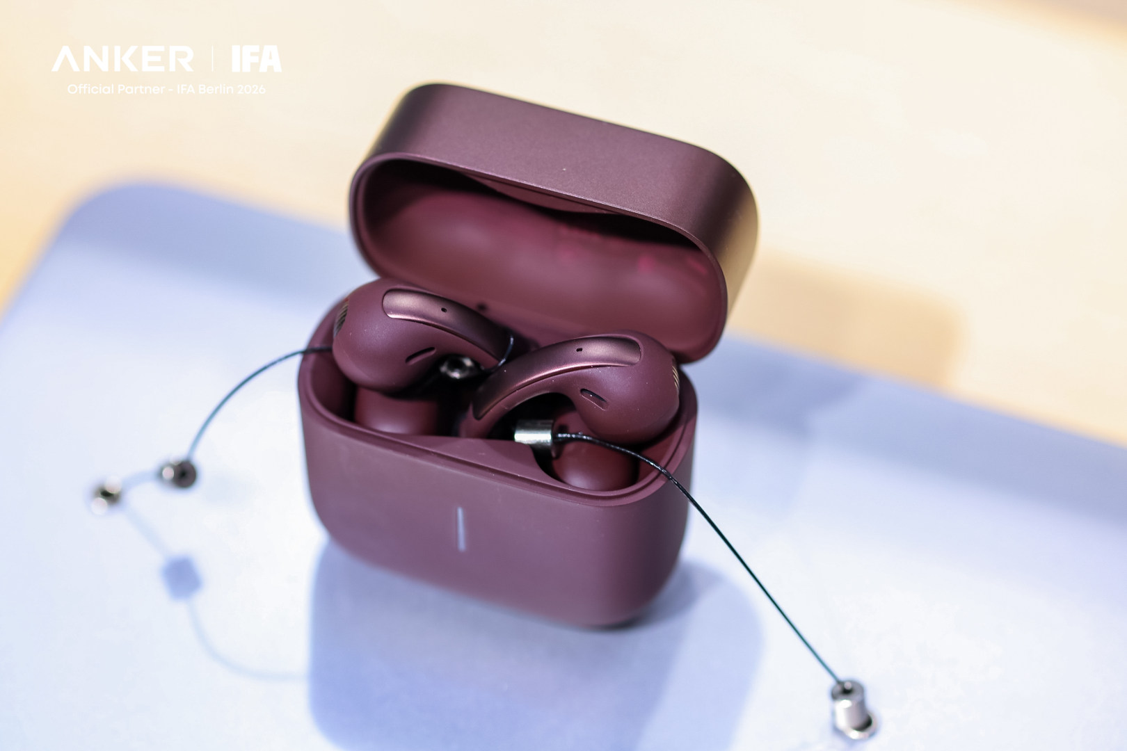 AeroClip2 burgundy IFA 2