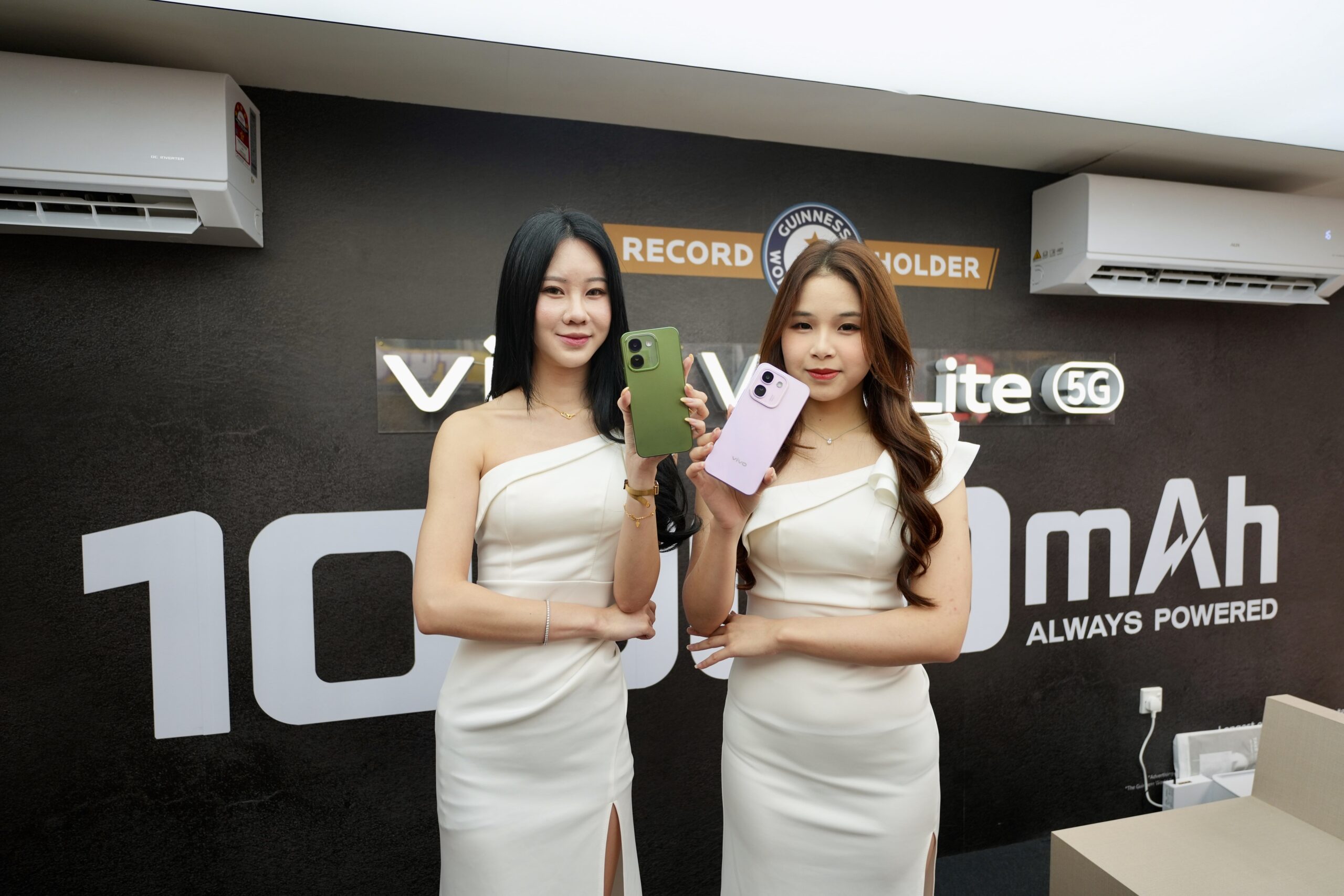 vivo V80 Lite 登陆大马!10,000mAh大电池、45°C 高温续航等,大马售价RM1399起! 3 KKC07176 scaled
